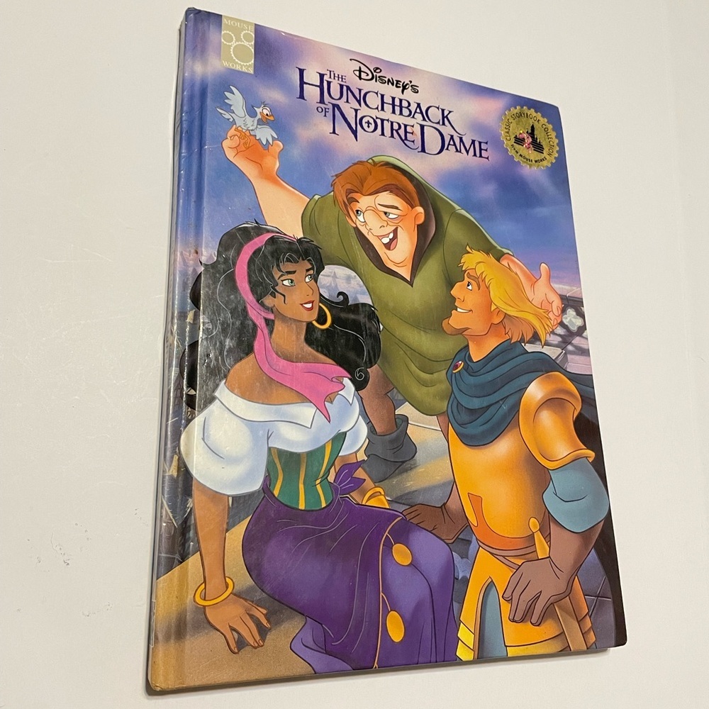 1996 Disney The Hunchback of Notre Dame Hard Cover Vintage Kids Book 96 Page